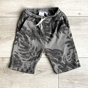 Zara Boys Shorts 18-24 months Palm Leaf Print Longer Length Pockets